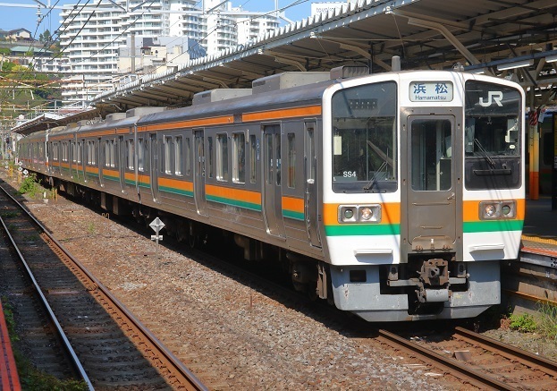 DEL15_211系5600番台 - コピー.jpg