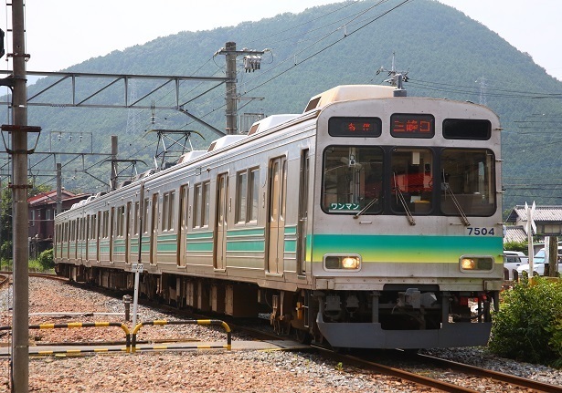 DEL_15_7500系 - コピー.jpg