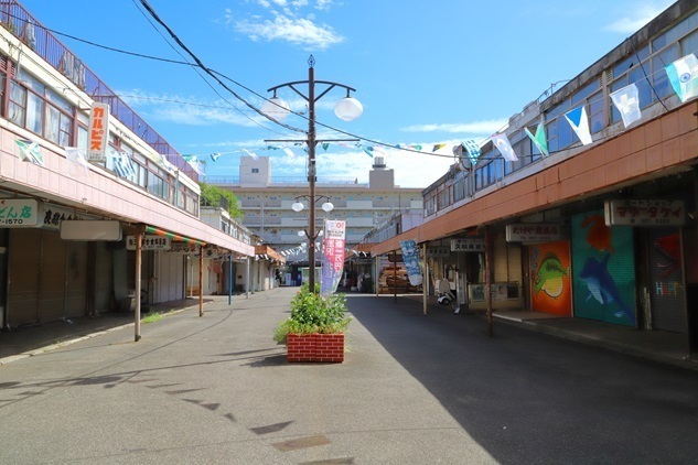 桐ケ丘中央商店街_02_10 - D.jpg